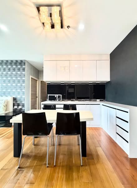 HIVE Taksin, Bangkok, 18 1 Soi, Khlong Ton Sai, Khlong San, Bangkok, 2 Bedrooms, 67 sqm, Condo For Sale, by Pimyada (Beauty) Apipong, 500359906 - DDproperty.com
