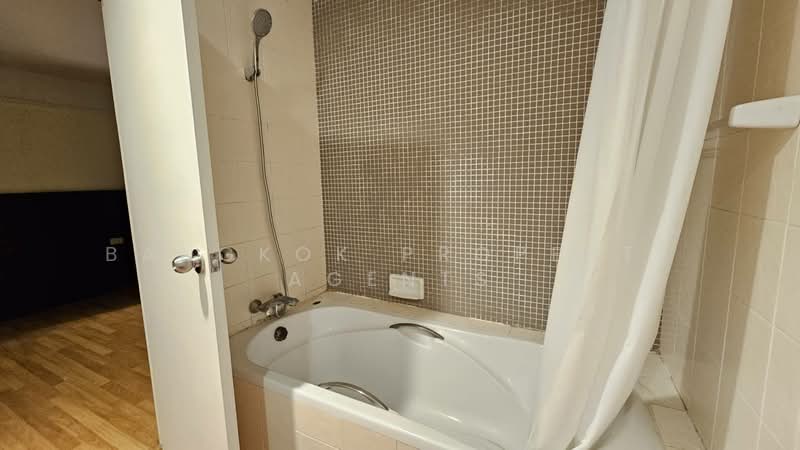 Baan Saran Nuch, Bangkok, 2 Soi Sukhumvit 75/1, Phra Kanong Nua, Watthana, Bangkok, 2 Bedrooms, 80 sqm, Condo For Rent, by BANGKOK PROPERTY AGENTS, 500359911 - DDproperty.com
