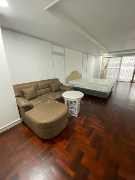 Sethiwan Mansion Sukhumvit 49, Bangkok, Soi Sukhumvit 49, Khlong Tan Nua, Watthana, Bangkok, 3 Bedrooms, 325 sqm, Apartment For Rent, by Vichai Annavakulthorn, 500359919 - DDproperty.com