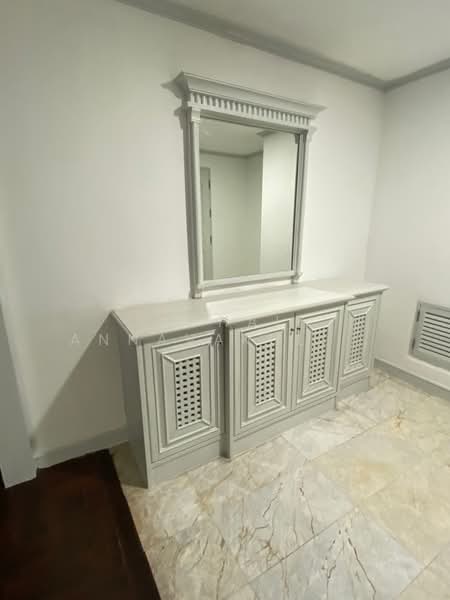 Sethiwan Mansion Sukhumvit 49, Bangkok, Soi Sukhumvit 49, Khlong Tan Nua, Watthana, Bangkok, 3 Bedrooms, 325 sqm, Apartment For Rent, by Vichai Annavakulthorn, 500359919 - DDproperty.com