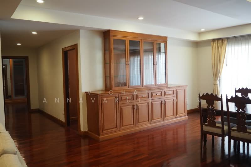 Nagara Mansion, Bangkok, Soi Nai Loet, Lumphini, Pathum Wan, Bangkok, 3 Bedrooms, 200 sqm, Apartment For Rent, by Vichai Annavakulthorn, 500359947 - DDproperty.com