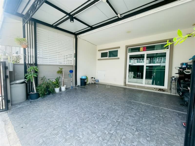 Gusto Petchakasem 69-Kanchanapisek, Bangkok, 89 Road along Khlong Phasi Charoen, southern side, Nong Kham, Nong Khaem, Bangkok, 3 Bedrooms, 100 sqm, Townhouse For Sale, by คุณ เขมจิรา ภูวภาณุภรณ์ (เป้), 500359953 - DDproperty.com