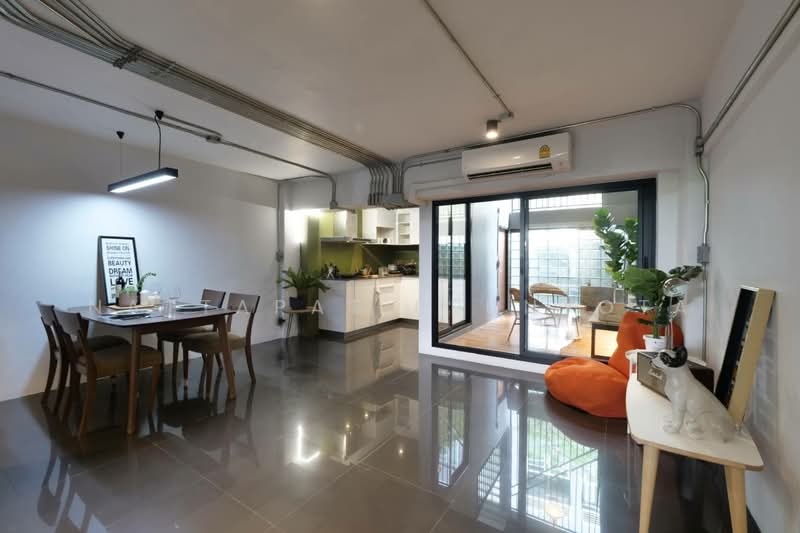 5-BR Townhouse, Bangkok, Khlong Tan Nua, Watthana, Bangkok, 5 Bedrooms, 495 sqm, Townhouse For Sale, by Nattapat Reunyota, 500359954 - DDproperty.com