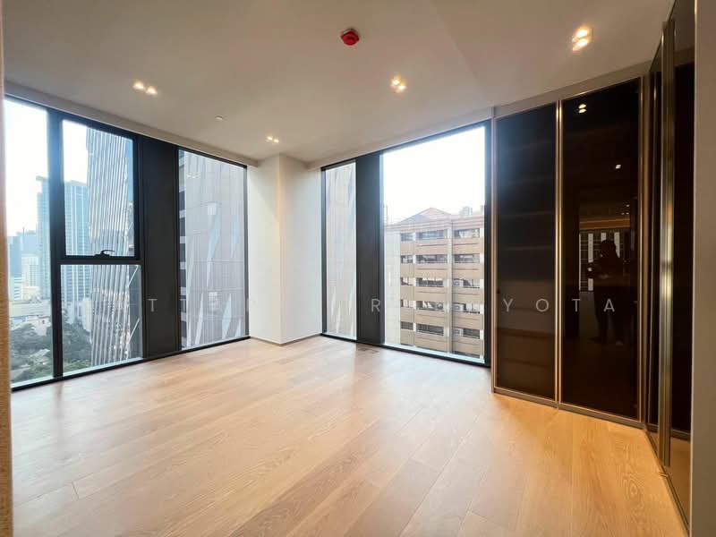 Tonson One Residence, Bangkok, Soi Tonson, Ploenchit Road, Lumphini, Pathum Wan, Bangkok, 3 Bedrooms, 175 sqm, Condo For Sale, by Nattapat Reunyota, 500359985 - DDproperty.com