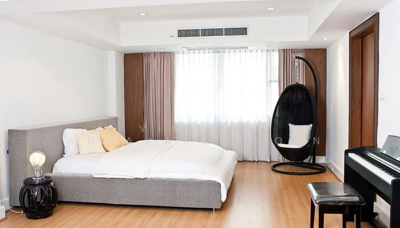 Phirom Garden Residence, Bangkok, Soi Sukhumvit 41, Khlong Tan Nua, Watthana, Bangkok, 3 Bedrooms, 280 sqm, Apartment For Rent, by Vichai Annavakulthorn, 500359991 - DDproperty.com