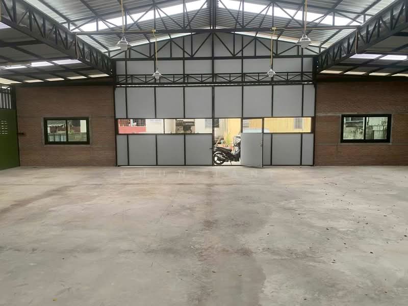 Warehouse for Rent in Ramkhamhaeng, Bang Kapi (SPSJP412), Bangkok, แยกลำสาลี, Hua Mak, Bang Kapi, Bangkok, , 450 sqm, Warehouse/Factory For Rent, by Khun Jane, 500360013 - DDproperty.com