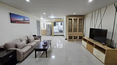 For Rent - Charming Resident Sukhumvit 22, Bangkok