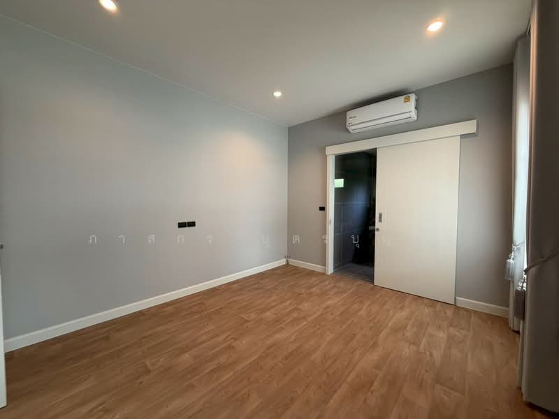 Setthasiri Rama 5, Nonthaburi, Bang Kruai - Sai Noi Road, Bang Krang, Muang Nonthaburi, Nonthaburi, 4 Bedrooms, 361 sqm, Single Detached House For Sale, by Passakorn Butbunpan, 500360044 - DDproperty.com