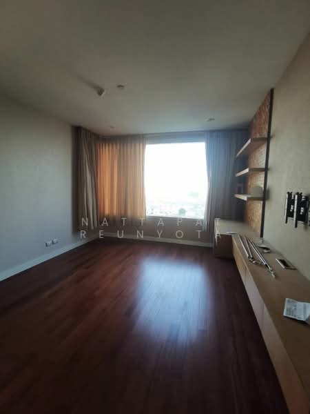 Watermark Chaophraya, Bangkok, Soi Charoennakorn 39-41, Charoennakorn Road, Bang Lam Phu Lang, Khlong San, Bangkok, 2 Bedrooms, 95 sqm, Condo For Sale, by Nattapat Reunyota, 500360075 - DDproperty.com