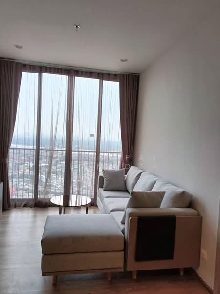 Oka Haus Sukhumvit 36, Bangkok, 3399 Rama 4 Road, Khong Tan, Khlong Toei, Bangkok, 2 Bedrooms, 50 sqm, Condo For Sale, by Nattapat Reunyota, 500360148 - DDproperty.com