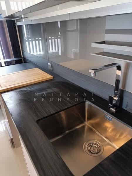 Oka Haus Sukhumvit 36, Bangkok, 3399 Rama 4 Road, Khong Tan, Khlong Toei, Bangkok, 2 Bedrooms, 50 sqm, Condo For Sale, by Nattapat Reunyota, 500360148 - DDproperty.com