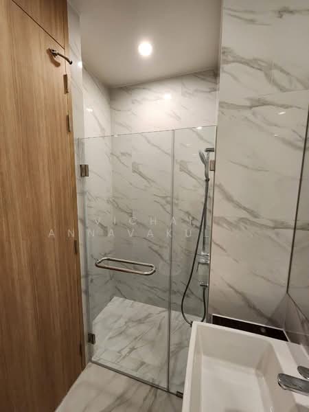 Noble BE19 Sukhumvit, Bangkok, 89 Sukhumvit 19 Alley, Khlong Tan Nua, Watthana, Bangkok, 1 Bedroom, 34 sqm, Condo For Rent, by Vichai Annavakulthorn, 500360221 - DDproperty.com
