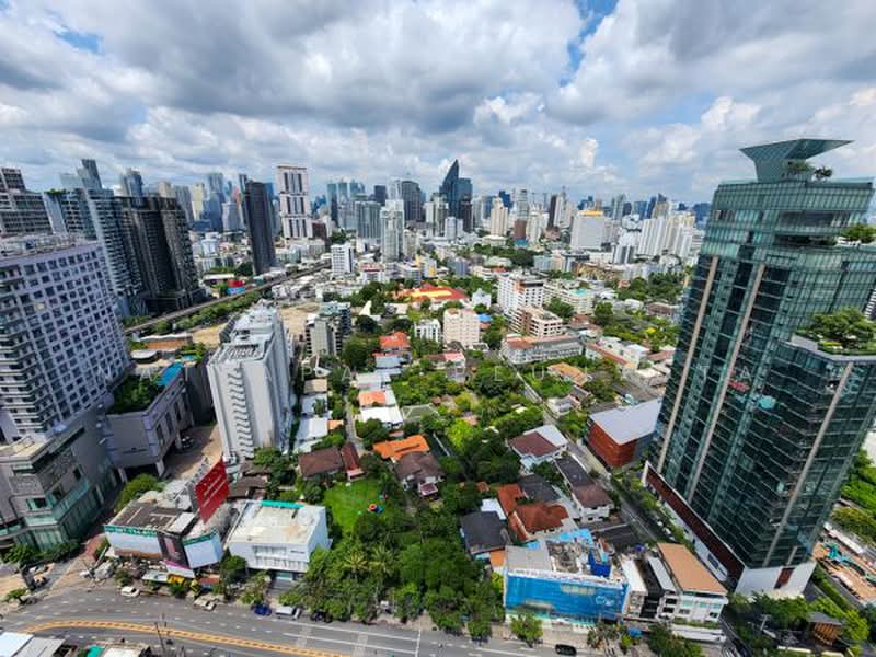 Fifty Fifth Tower, Bangkok, 84 Soi Sukhumvit 55, Sukhumvit Road, Khlong Tan Nua, Watthana, Bangkok, 3 Bedrooms, 223 sqm, Condo For Sale, by Nattapat Reunyota, 500360230 - DDproperty.com
