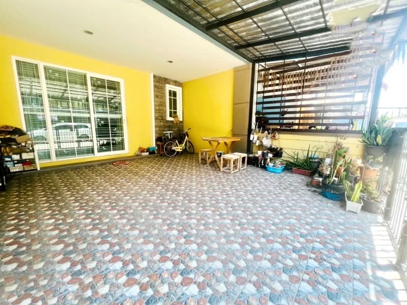 Golden Town 2 Onnut-Pattanakarn, Bangkok, 189 Soi On Nut 65 Yaek 14, Prawet, Bangkok, 4 Bedrooms, 100 sqm, Townhouse For Sale, by The Best Property ปู, 500360232 - DDproperty.com