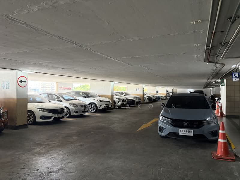 6-min walk to BTS, Individual AC with no electricity surcharge, Bangkok, Sukhumvit 63, Khlong Tan Nua, Watthana, Bangkok, , 152 sqm, Office Space For Rent, by Sirikul Wattanakorn, 500360233 - DDproperty.com