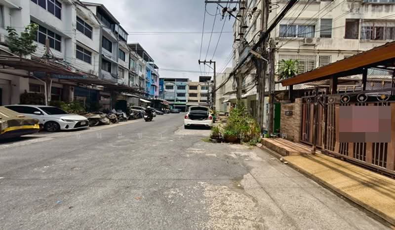 หมู่บ้านราณี 5, กรุงเทพ, คลองจั่น, บางกะปิ, กรุงเทพ, 144 ตร.ม., ทาวน์เฮ้าส์ ขาย, โดย ชนะชาติ นนท์ตา, 500360283 - DDproperty.com