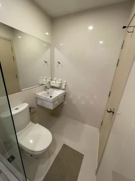 Life Pinklao, Bangkok, Boromarajonani Road, Bang Bamru, Bang Phlat, Bangkok, 1 Bedroom, 30 sqm, Condo For Sale, by Thachaya Buanong, 500360284 - DDproperty.com