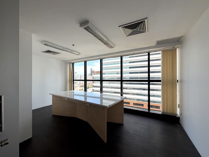 7-min walk to BTS, Move-in ready, Private meeting room & executive office, Bangkok, Sukhumvit 63, Khlong Tan Nua, Watthana, Bangkok, , 220 sqm, Office Space For Rent, by Sirikul Wattanakorn, 500360295 - DDproperty.com