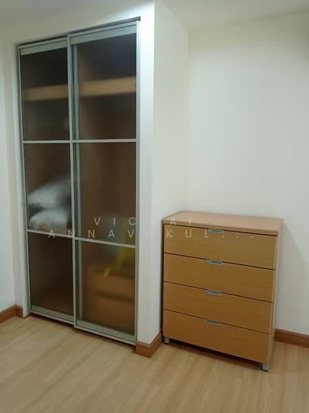 The Bangkok Sab Condominium, Bangkok, Si Phraya, Bang Rak, Bangkok, 1 Bedroom, 63 sqm, Condo For Rent, by Vichai Annavakulthorn, 500360315 - DDproperty.com