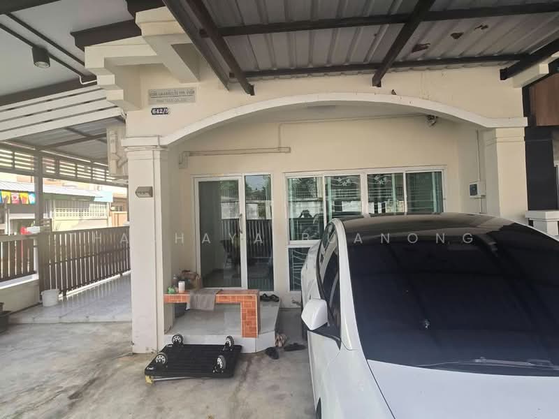 ทาวน์เฮ้าส์ 4-ห้องนอน, กรุงเทพ, ลาดพร้าว, กรุงเทพ, 157 ตร.ม., ทาวน์เฮ้าส์ ขาย, โดย Thachaya Buanong, 500360366 - DDproperty.com
