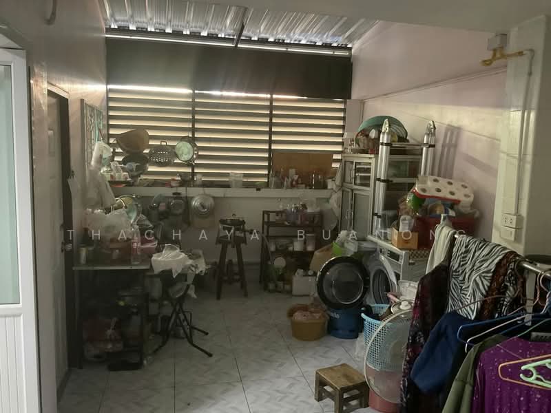 ทาวน์เฮ้าส์ 4-ห้องนอน, กรุงเทพ, ลาดพร้าว, กรุงเทพ, 157 ตร.ม., ทาวน์เฮ้าส์ ขาย, โดย Thachaya Buanong, 500360366 - DDproperty.com