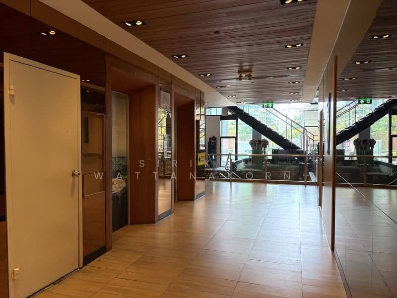 A space in a office building on Sukhumvit 63, 7-min walk to BTS, Bangkok, Sukhumvit 63, Khlong Tan Nua, Watthana, Bangkok, , 193 sqm, Retail Space For Rent, by Sirikul Wattanakorn, 500360382 - DDproperty.com