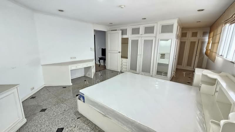 Tai Ping Towers, Bangkok, 582 Soi Sukhumvit 63, Khlong Tan Nua, Watthana, Bangkok, 4 Bedrooms, 252 sqm, Condo For Rent, by BANGKOK PROPERTY AGENTS, 500360396 - DDproperty.com