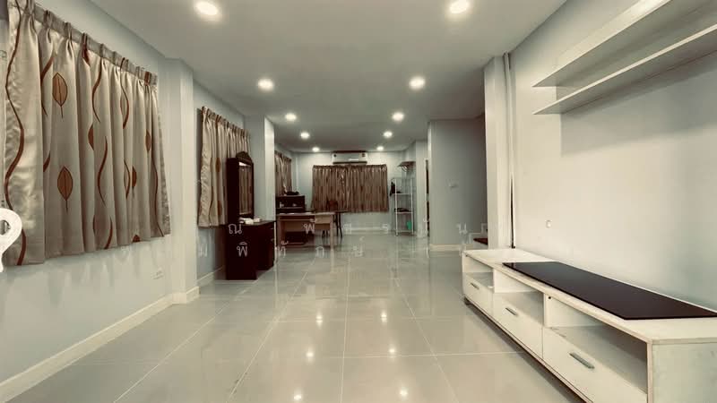 บ้านเดี่ยว 2 ชั้น 45 ตร.ว. บ้านเดี่ยว ซอยรามอินทรา97 ถนนรามอินทรา, กรุงเทพ, ถนนรามอินทรา, คันนายาว, กรุงเทพ, 150 ตร.ม., บ้านเดี่ยว ขาย, โดย คุณ พัชรนันท์ พรมพิทักษ์ (นัจข์), 500360399 - DDproperty.com