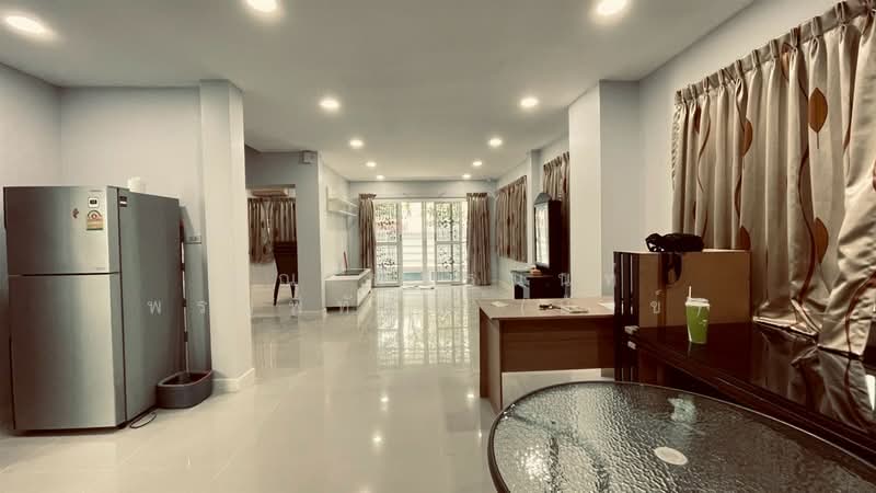 บ้านเดี่ยว 2 ชั้น 45 ตร.ว. บ้านเดี่ยว ซอยรามอินทรา97 ถนนรามอินทรา, กรุงเทพ, ถนนรามอินทรา, คันนายาว, กรุงเทพ, 150 ตร.ม., บ้านเดี่ยว ขาย, โดย คุณ พัชรนันท์ พรมพิทักษ์ (นัจข์), 500360399 - DDproperty.com