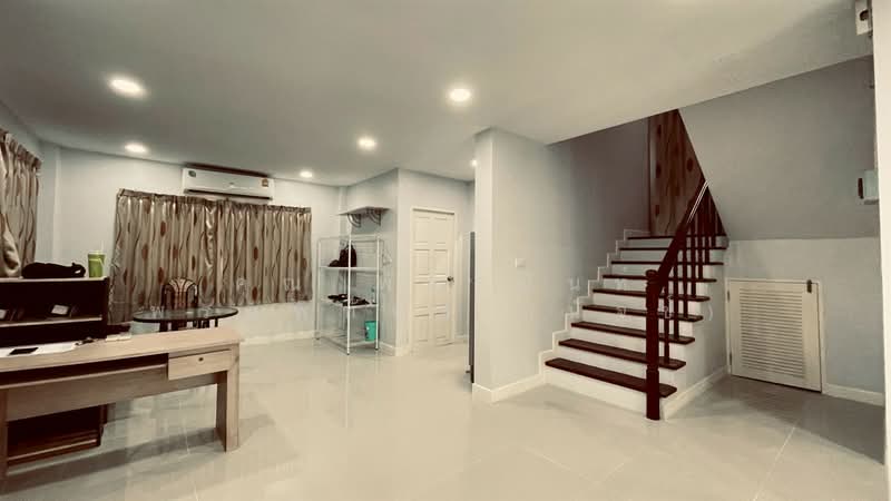 บ้านเดี่ยว 2 ชั้น 45 ตร.ว. บ้านเดี่ยว ซอยรามอินทรา97 ถนนรามอินทรา, Bangkok, ถนนรามอินทรา, Khan Na Yao, Bangkok, 4 Bedrooms, 150 sqm, Single Detached House For Sale, by คุณ พัชรนันท์ พรมพิทักษ์ (นัจข์), 500360399 - DDproperty.com