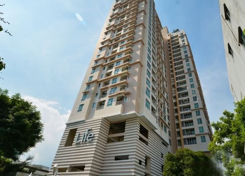 Life @ Sukhumvit 65, Bangkok, Sukhumvit Road, Phra Kanong Nua, Watthana, Bangkok, 1 Bedroom, 42 sqm, Condo For Sale, by Nattapat Reunyota, 500360447 - DDproperty.com
