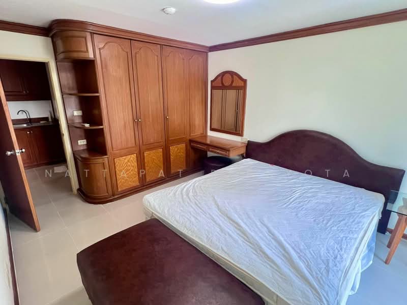 Silom Suite, Bangkok, Soi Sathorn 12, Sathorn Road, Silom, Bang Rak, Bangkok, 1 Bedroom, 52 sqm, Condo For Sale, by Nattapat Reunyota, 500360516 - DDproperty.com