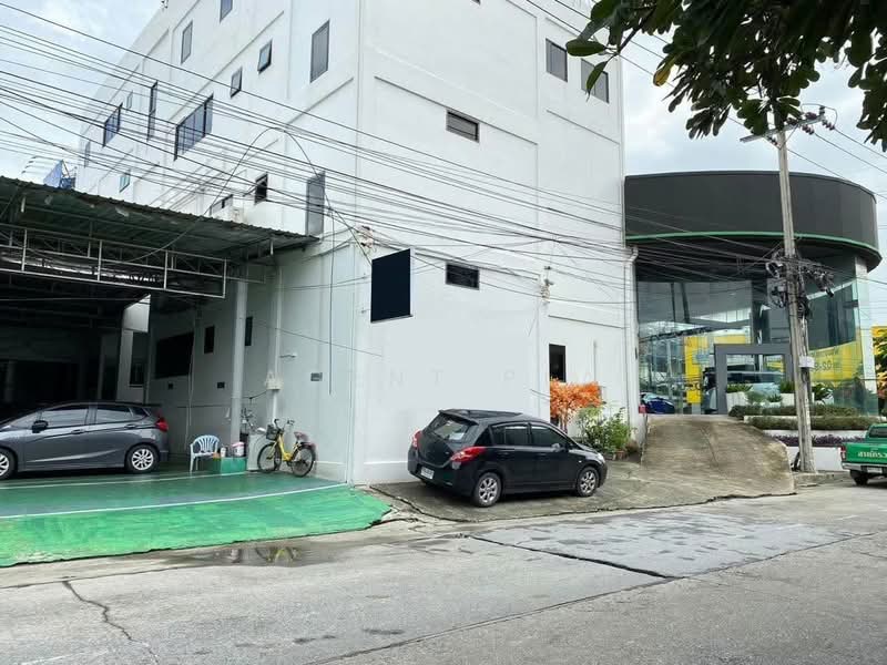Showroom and Service Center for Rent in Mengjai Area, Pracha Uthit Road (SPSAD4037), Bangkok, Samsen Nok, Huai Khwang, Bangkok, , 3,000 sqm, Business For Rent, by Agent Pla, 500360517 - DDproperty.com