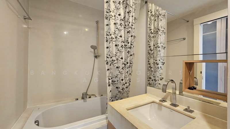 Wind Sukhumvit 23, Bangkok, 136 Soi Sukhumvit 23, Sukhumvit Road, Khlongtoei Nua, Watthana, Bangkok, 1 Bedroom, 53 sqm, Condo For Rent, by BANGKOK PROPERTY AGENTS, 500360525 - DDproperty.com