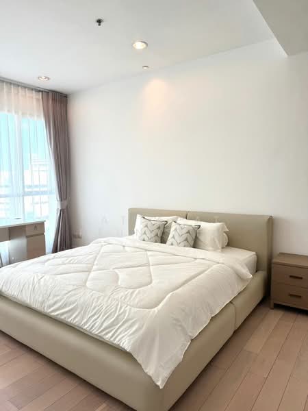 The Address Chidlom, Bangkok, Ploenchit Road, Lumphini, Pathum Wan, Bangkok, 1 Bedroom, 55 sqm, Condo For Sale, by Nattapat Reunyota, 500360531 - DDproperty.com