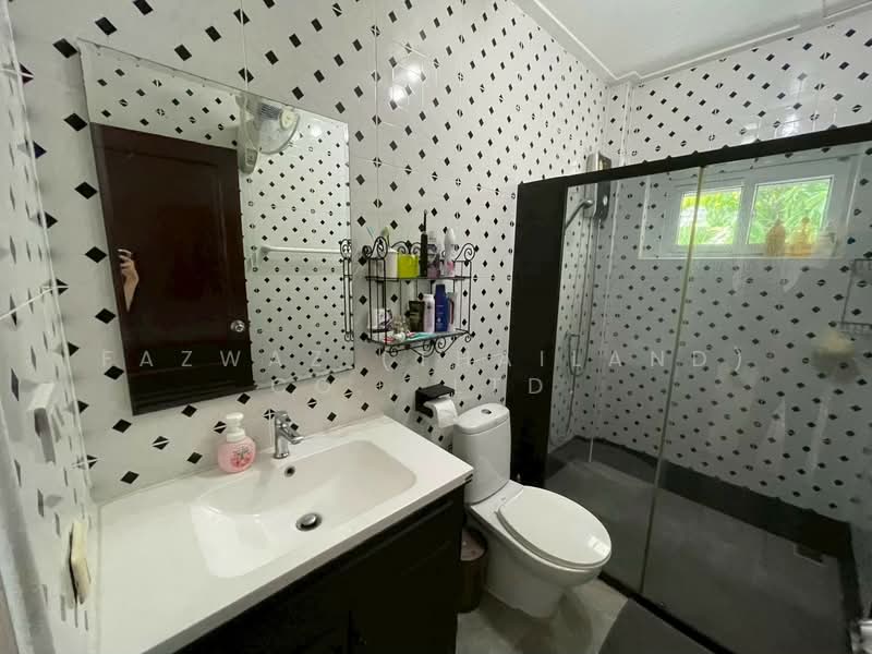 บ้าน 3 ห้องนอน ให้เช่า Suwattana Garden Village 2 หนองปรือ พัทยา, ชลบุรี, หนองปรือ, บางละมุง, ชลบุรี, 240 ตร.ม., บ้านเดี่ยว ให้เช่า, โดย Fazwaz (Thailand) Co., Ltd., 500360550 - DDproperty.com
