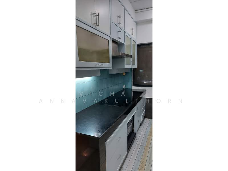 Siam Penthouse 2 Condominium, Bangkok, 72 Soi Sathorn 1, Sathorn Road, Thung Maha Mek, Sathon, Bangkok, 3 Bedrooms, 175 sqm, Condo For Rent, by Vichai  Annavakulthorn, 500360553 - DDproperty.com