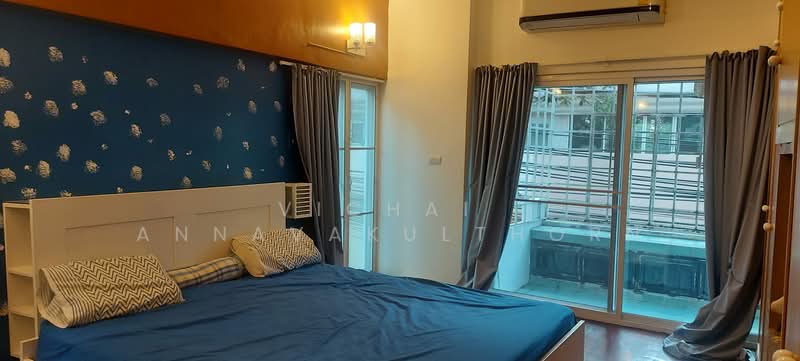 Siam Penthouse 2 Condominium : สยาม เพนท์เฮาส์ 2 คอนโดมิเนียม, กรุงเทพ, 72 ซอยสาทร 1 ถนนสาทร, ทุ่งมหาเมฆ, สาทร, กรุงเทพ, 175 ตร.ม., คอนโด ให้เช่า, โดย Vichai Annavakulthorn, 500360553 - DDproperty.com