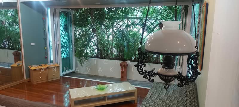 Siam Penthouse 2 Condominium, Bangkok, 72 Soi Sathorn 1, Sathorn Road, Thung Maha Mek, Sathon, Bangkok, 3 Bedrooms, 175 sqm, Condo For Rent, by Vichai  Annavakulthorn, 500360553 - DDproperty.com