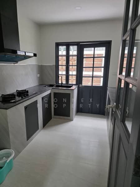 Ladawan Srinakarin, Samut Prakan, Srinakarin Road, Bang Kaeo, Bang Plee, Samut Prakan, 3 Bedrooms, 195 sqm, Single Detached House For Sale, by Connex Property, 500360561 - DDproperty.com