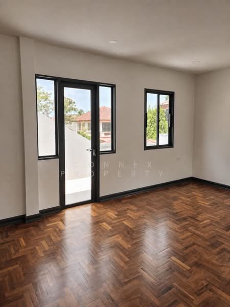 Ladawan Srinakarin, Samut Prakan, Srinakarin Road, Bang Kaeo, Bang Plee, Samut Prakan, 3 Bedrooms, 195 sqm, Single Detached House For Sale, by Connex Property, 500360561 - DDproperty.com