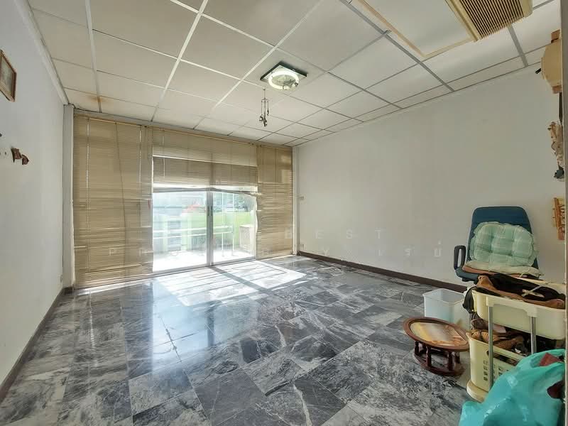 ทาวน์เฮ้าส์จตุจักร กรุงเทพมหานคร, Bangkok, Lat Yao, Chatuchak, Bangkok, 4 Bedrooms, 100 sqm, Townhouse For Sale, by The Best Property เรย์, 500360630 - DDproperty.com