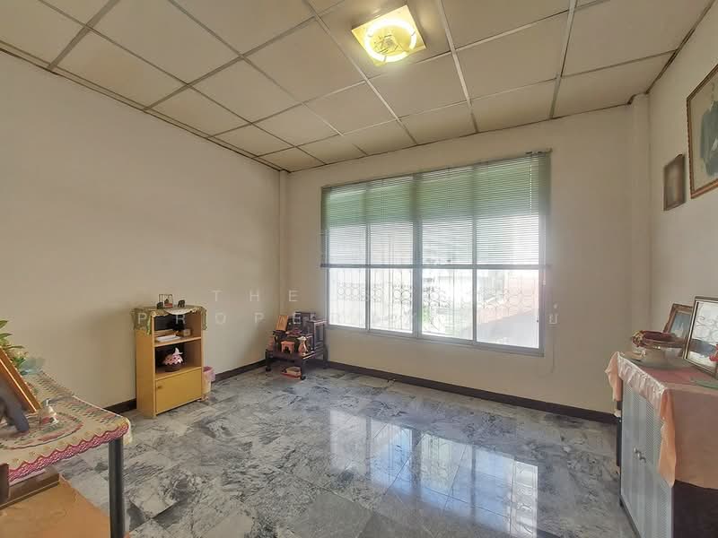ทาวน์เฮ้าส์จตุจักร กรุงเทพมหานคร, Bangkok, Lat Yao, Chatuchak, Bangkok, 4 Bedrooms, 100 sqm, Townhouse For Sale, by The Best Property เรย์, 500360630 - DDproperty.com