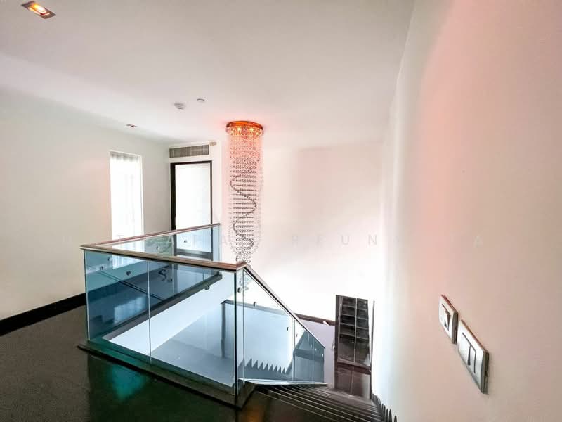 Le Raffine Jambunuda Sukhumvit 31, Bangkok, Sukhumvit 31, Khlongtoei Nua, Watthana, Bangkok, 3 Bedrooms, 377 sqm, Condo For Sale, by Nattapat Reunyota, 500360643 - DDproperty.com