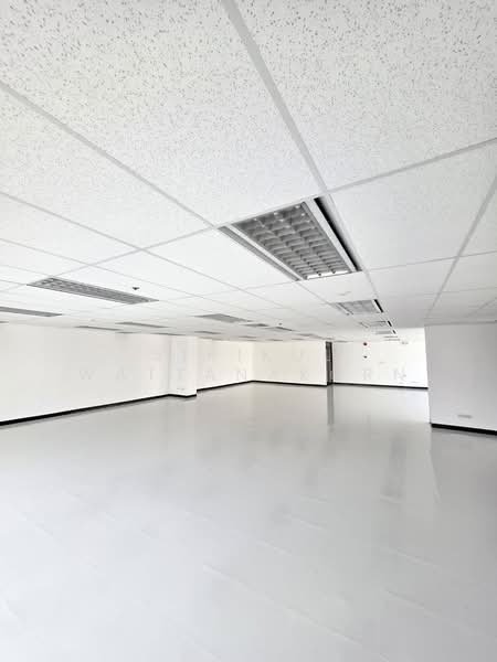 350m to BTS Saint Louis, Well-maintained building, Special price!, Bangkok, Silom, Bang Rak, Bangkok, , 66 sqm, Office Space For Rent, by Sirikul Wattanakorn, 500360689 - DDproperty.com
