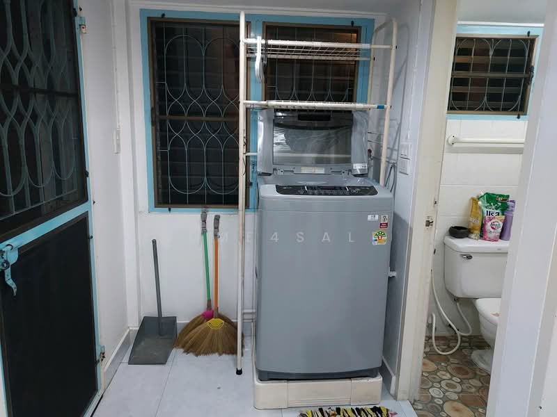 Sammakorn Ramkamhang 112, Bangkok, Saphan Sung, Bangkok, 3 Bedrooms, 185 sqm, Villa For Rent, by rosesirin_expert, 500360695 - DDproperty.com
