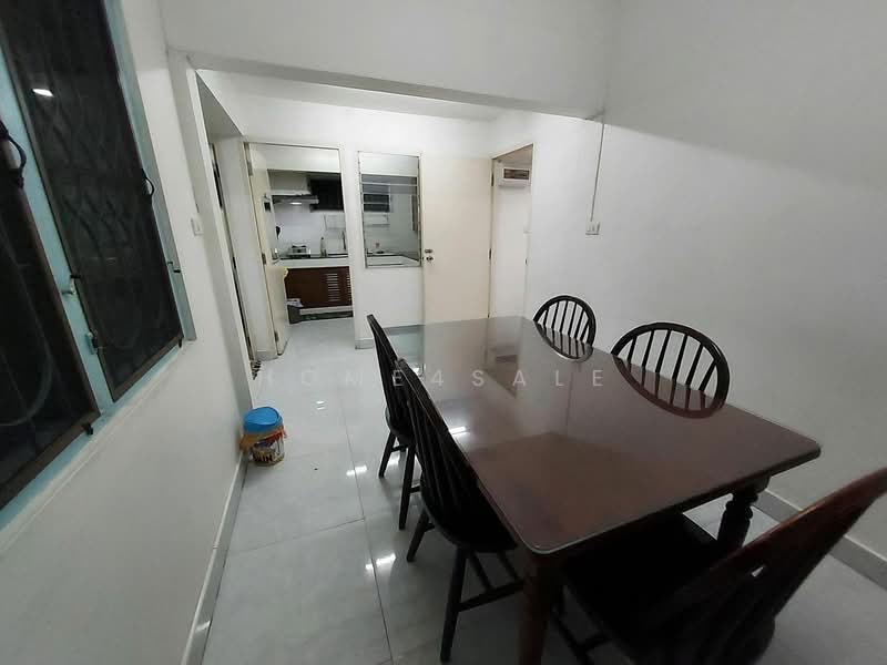 Sammakorn Ramkamhang 112, Bangkok, Saphan Sung, Bangkok, 3 Bedrooms, 185 sqm, Villa For Rent, by rosesirin_expert, 500360695 - DDproperty.com