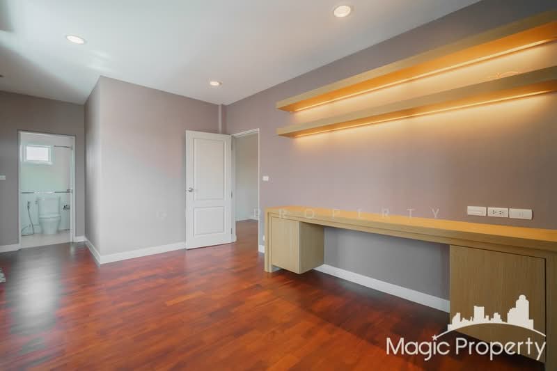 Grand Bangkok Boulevard Rama 9 - Srinakarindra, Bangkok, Krungthep Kritha 17 Alley, Thap Chang, Saphan Sung, Bangkok, 5 Bedrooms, 500 sqm, Single Detached House For Sale, by Magic Property, 500360723 - DDproperty.com
