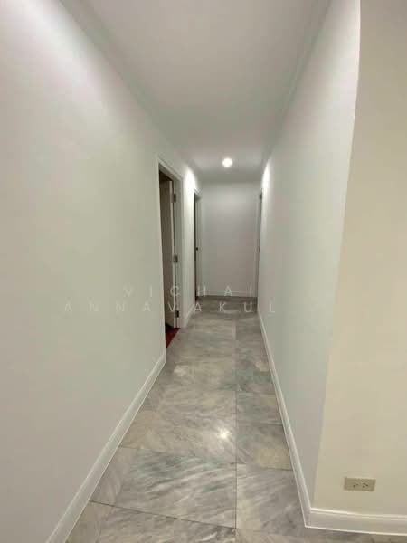 Regent On The Park 3, Bangkok, 185 Soi Sukhumvit 39 Sukhumvit Road, Khlong Tan Nua, Watthana, Bangkok, 3 Bedrooms, 240 sqm, Condo For Rent, by Vichai Annavakulthorn, 500360744 - DDproperty.com