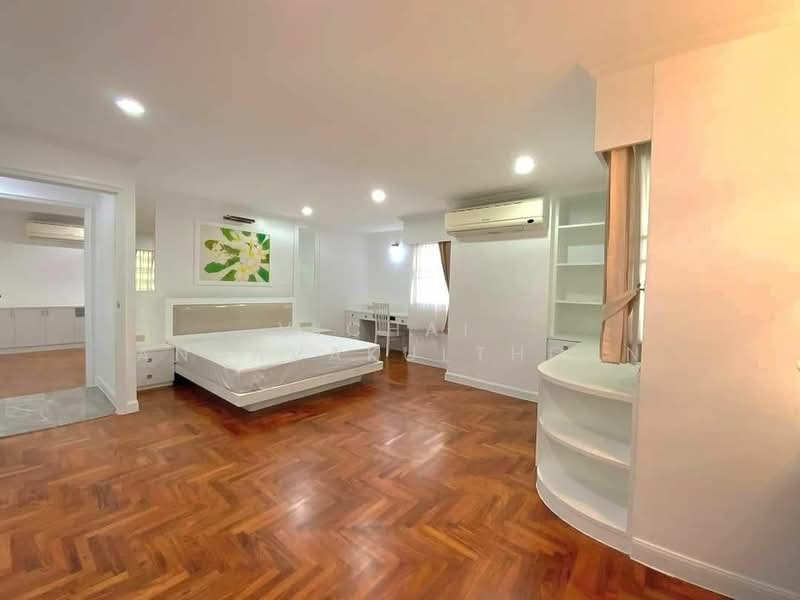 Regent On The Park 3, Bangkok, 185 Soi Sukhumvit 39 Sukhumvit Road, Khlong Tan Nua, Watthana, Bangkok, 3 Bedrooms, 240 sqm, Condo For Rent, by Vichai Annavakulthorn, 500360744 - DDproperty.com